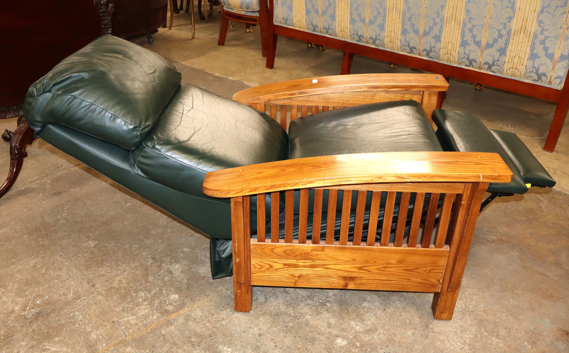 Barca Arts & Crafts Oak Leather Recliner Orig