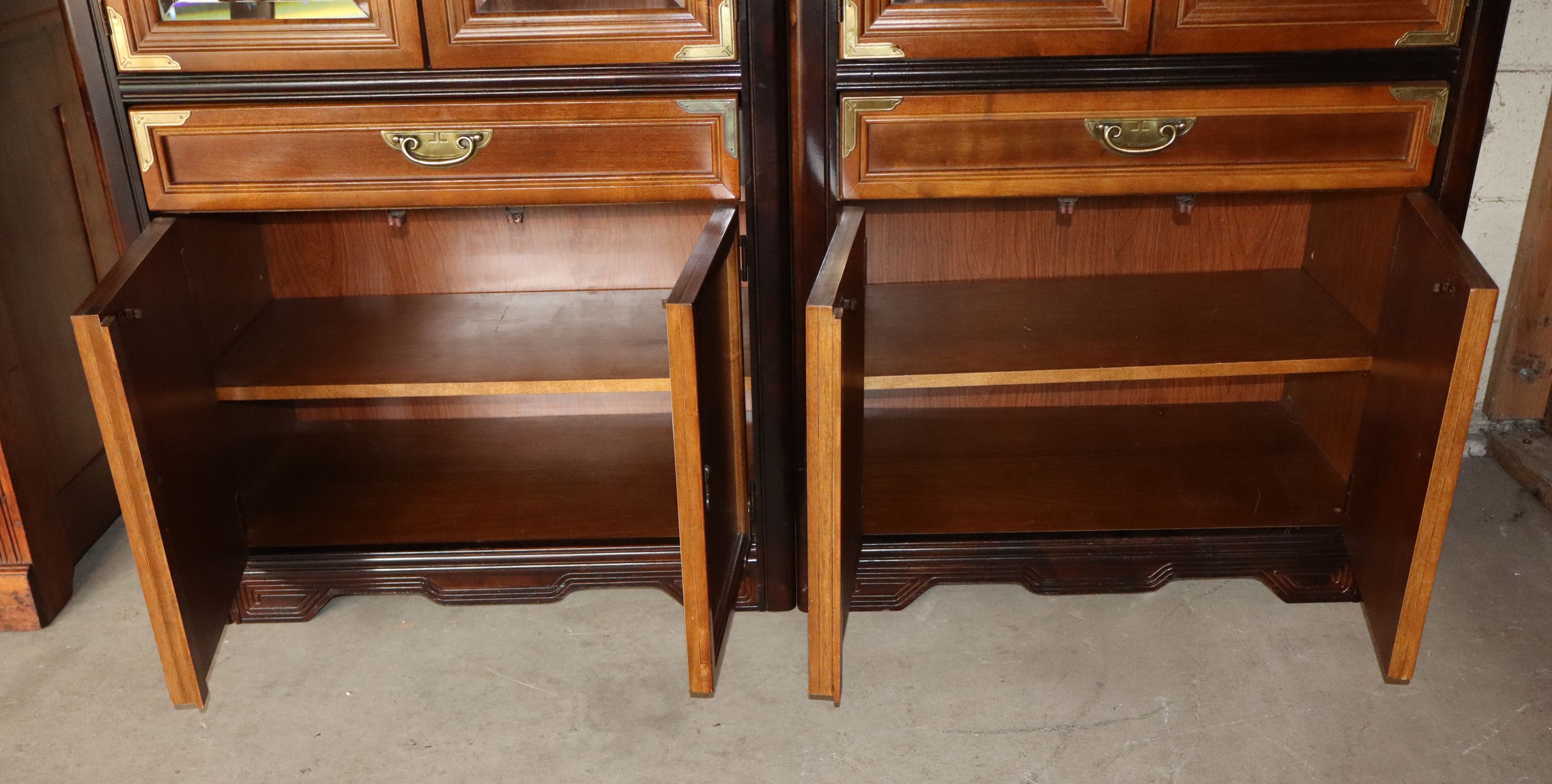 Pr Broyhill Asian Burl Wal Display Cabinets