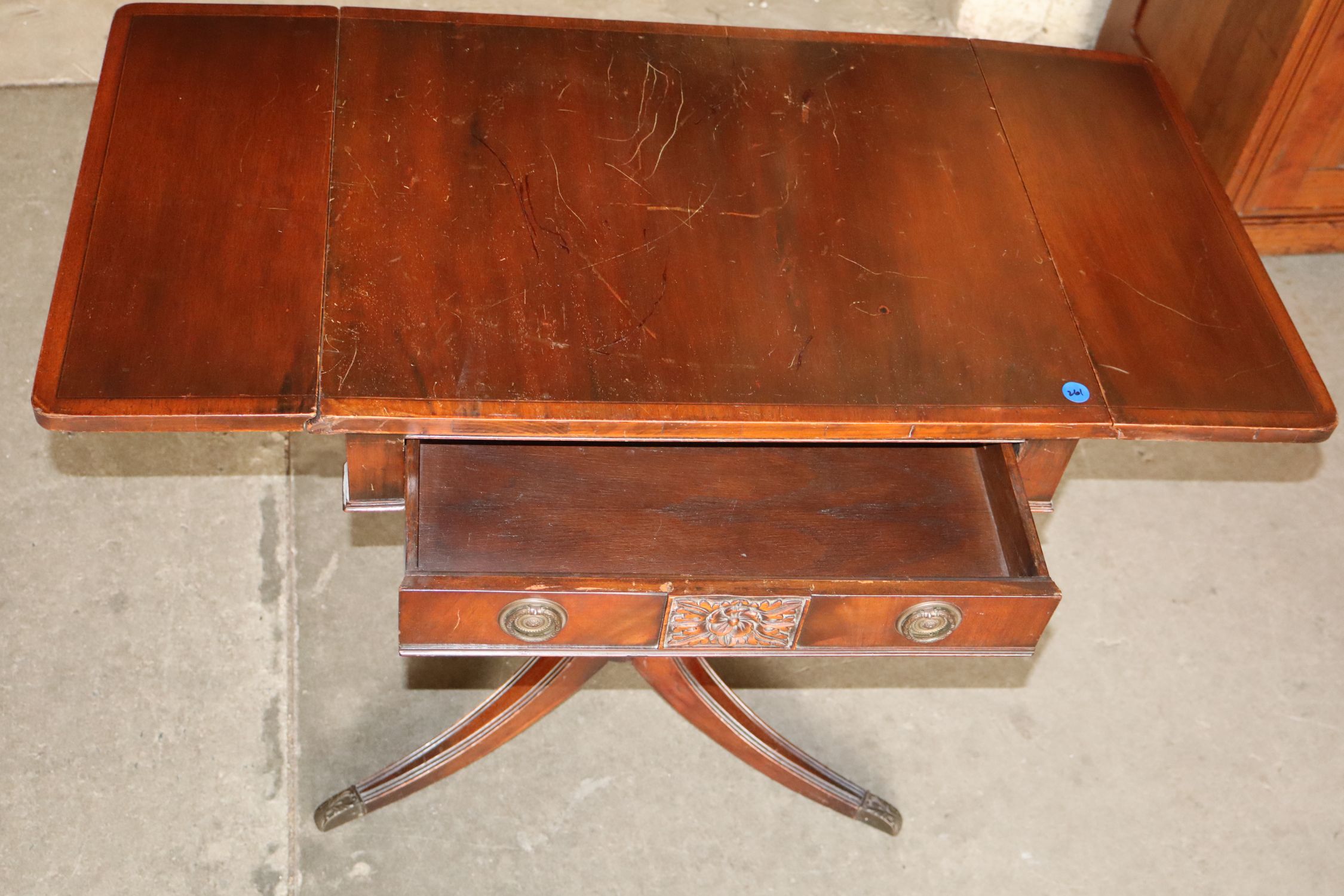 VTG Duncan Phyfe Mah Drop Leaf Table Banded