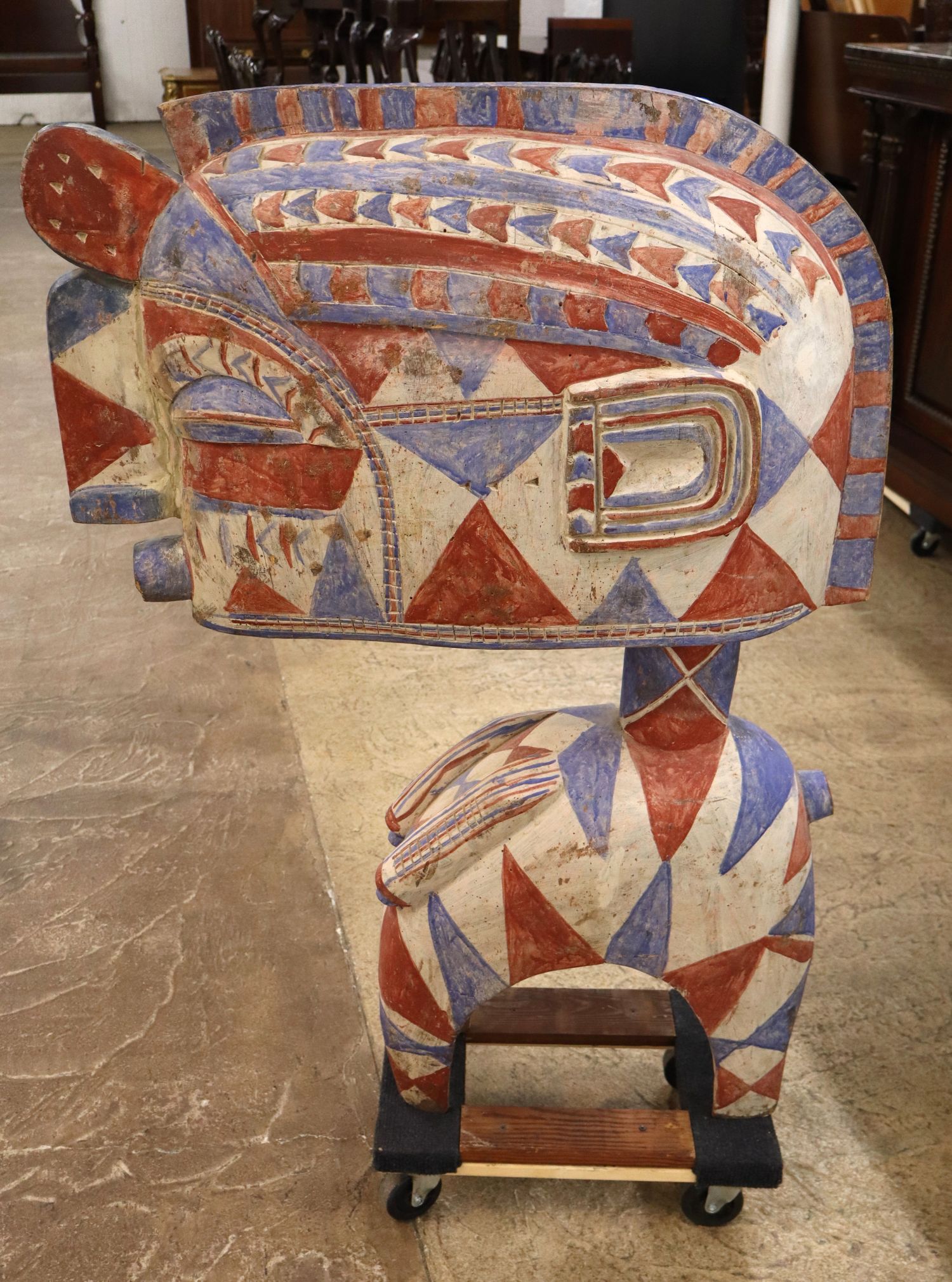 Traditional Baga artisans subtractive sculpture
