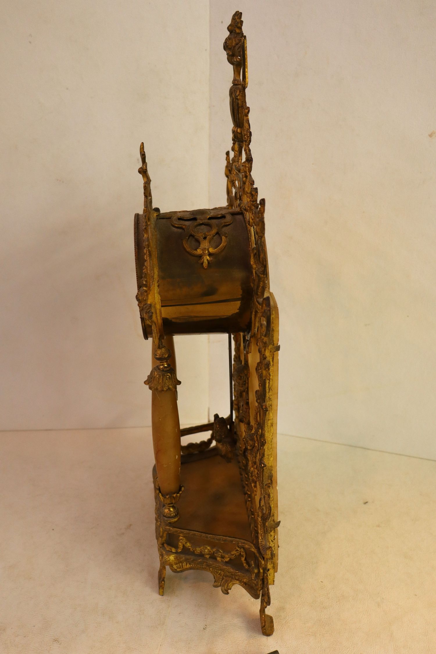 Antique French Gilt Bronze Alabaster Mantel Clock