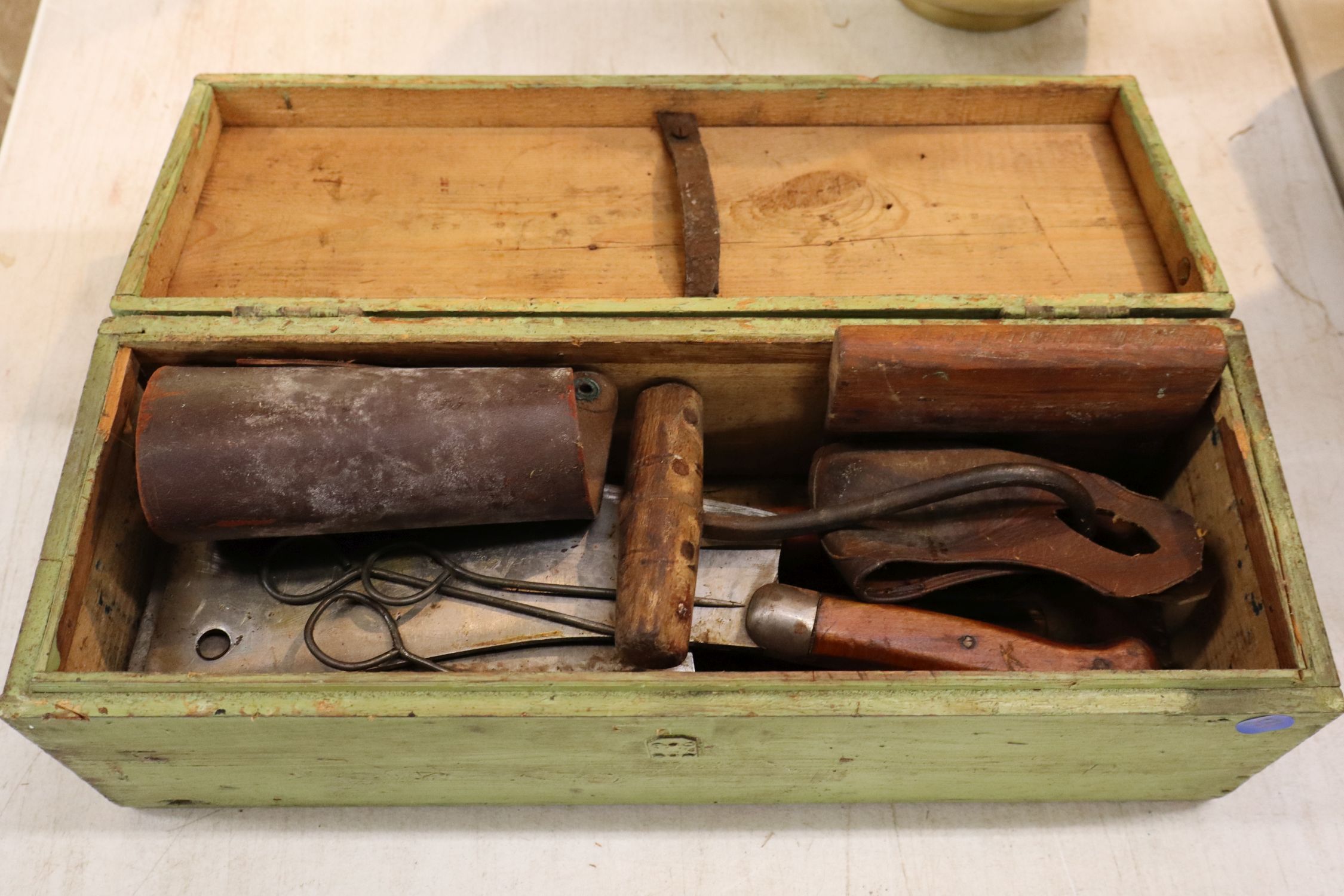 14-piece Nichols Bros traveling butcher kit