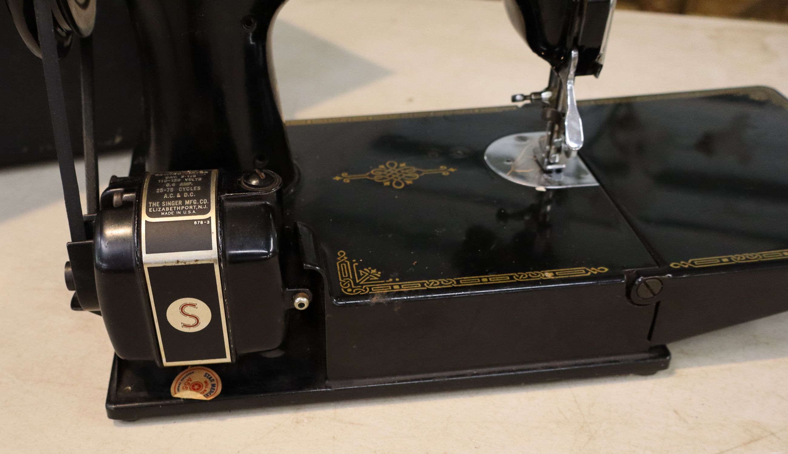 Vintage Singer 221 Centennial Sewing Machine Case