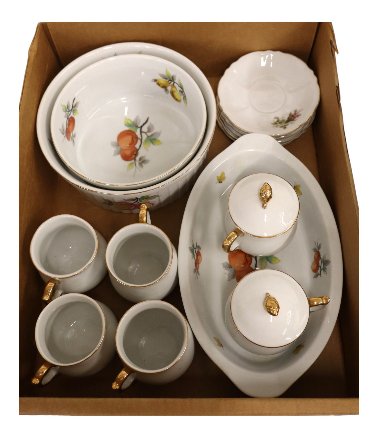 14pcs fruit decorated porcelain china