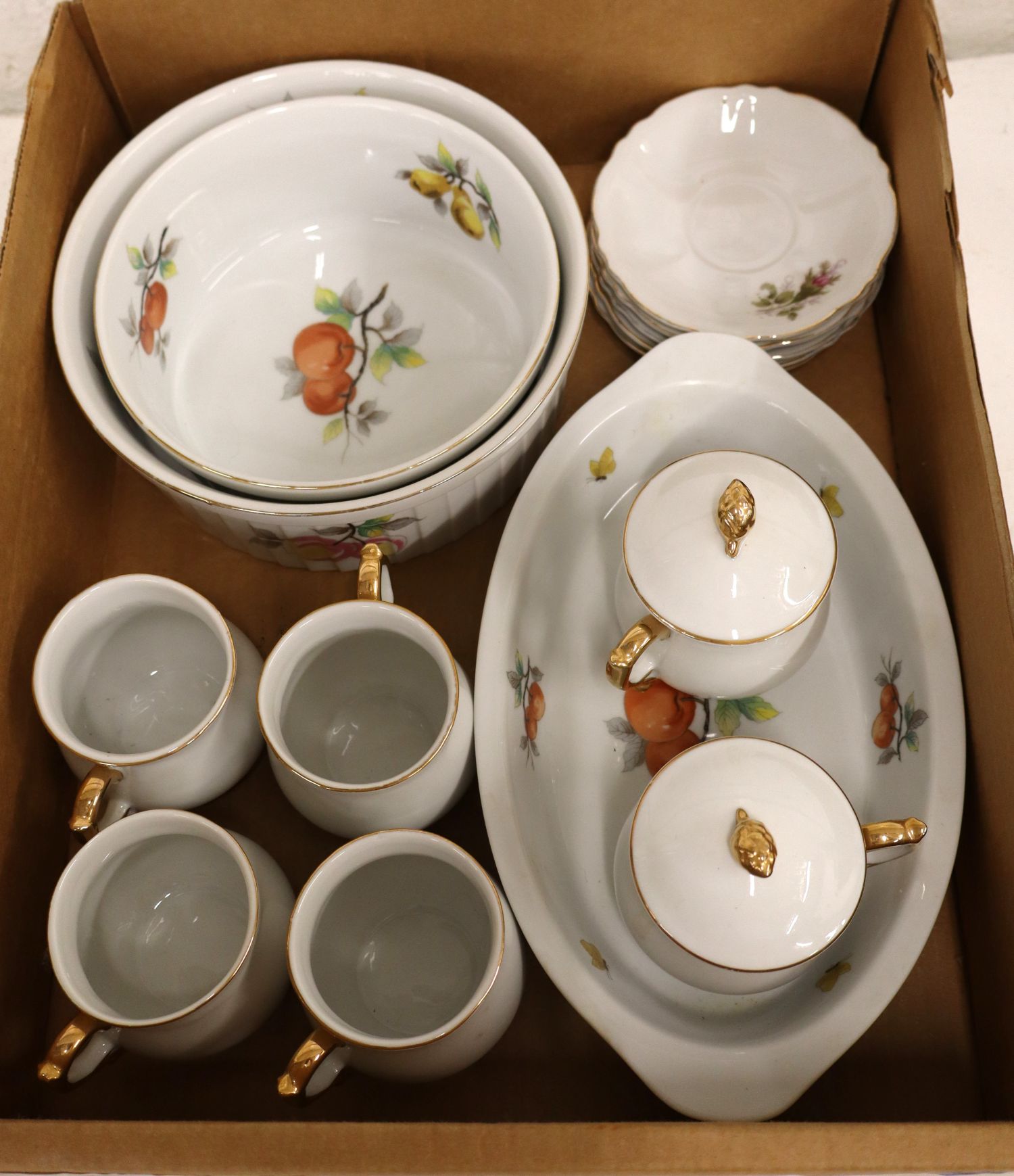 14pcs fruit decorated porcelain china