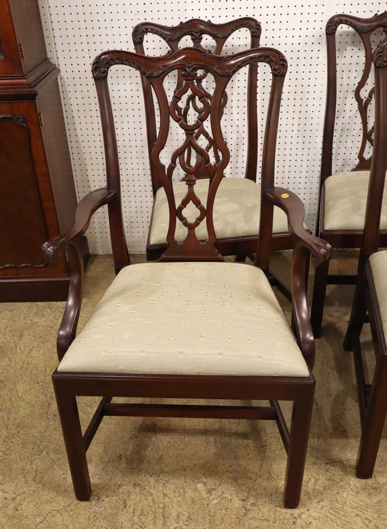 Beautiful set 6 Henkel Harris Chipp. dining chairs