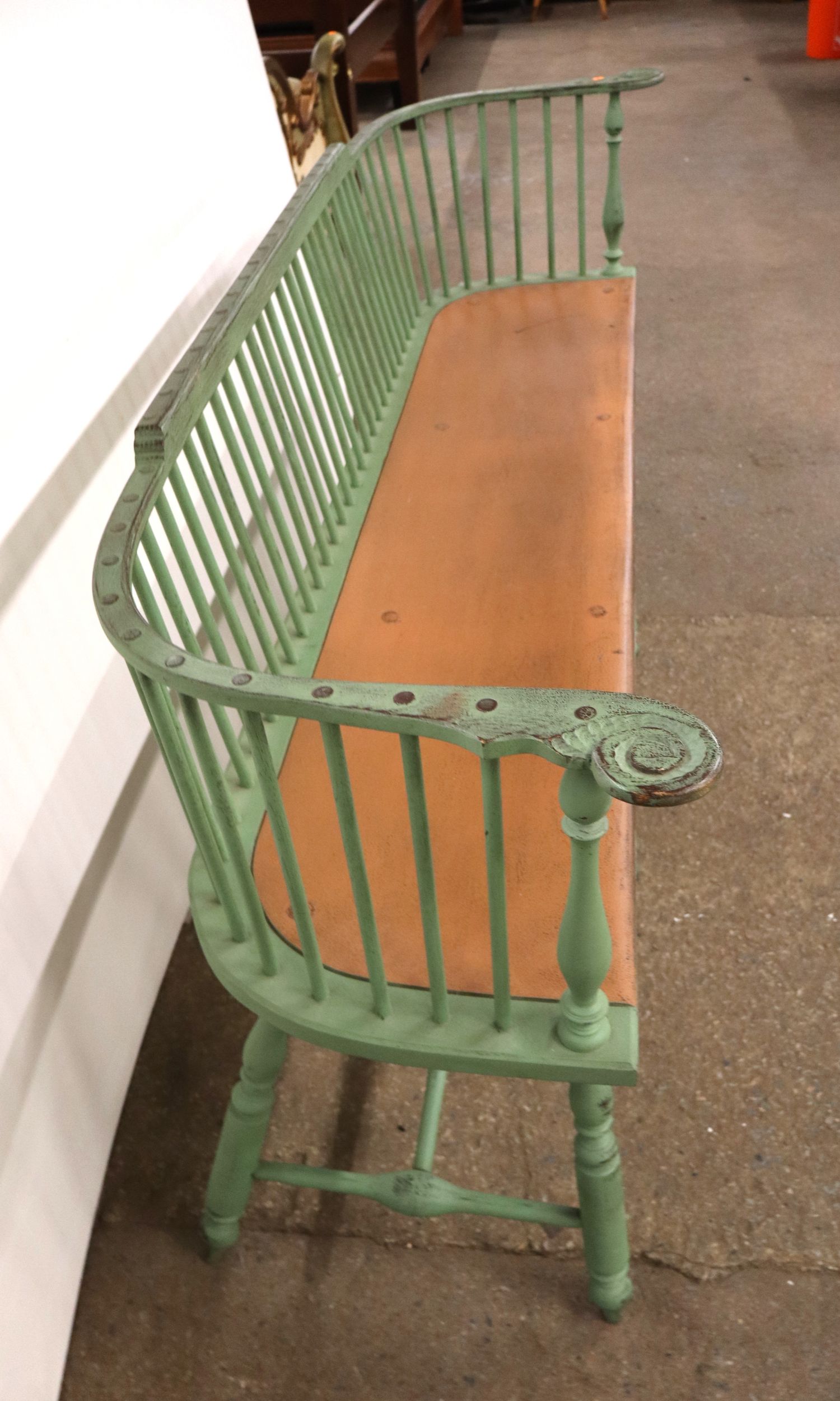 Quality Lawrence Crouse Windsor distressed bench