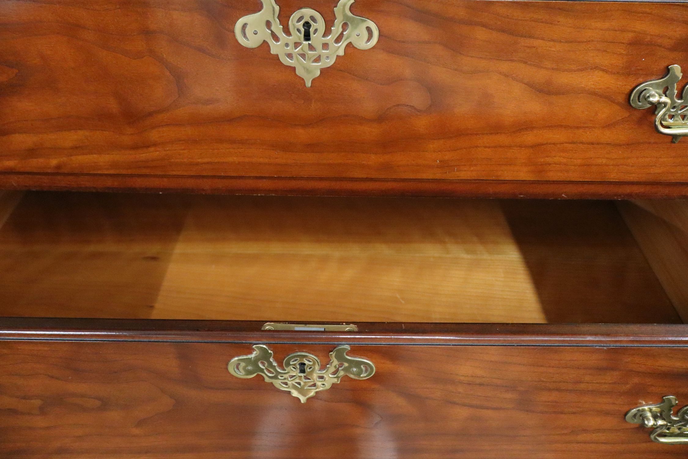 Kindel Cherry Queen Anne 11-Drawer Highboy