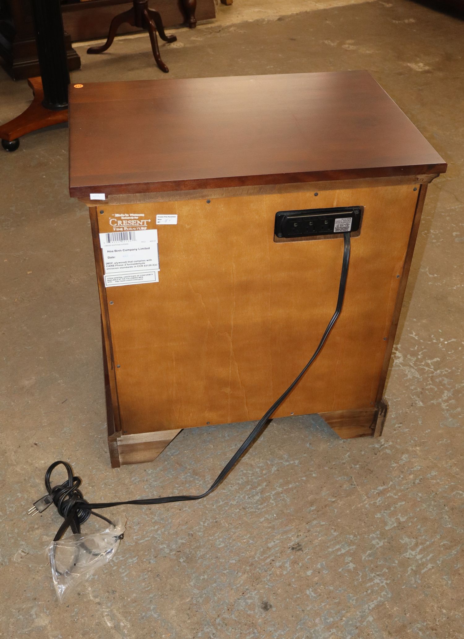 Like New Cherry 3-Drawer Contemp Power Nightstand