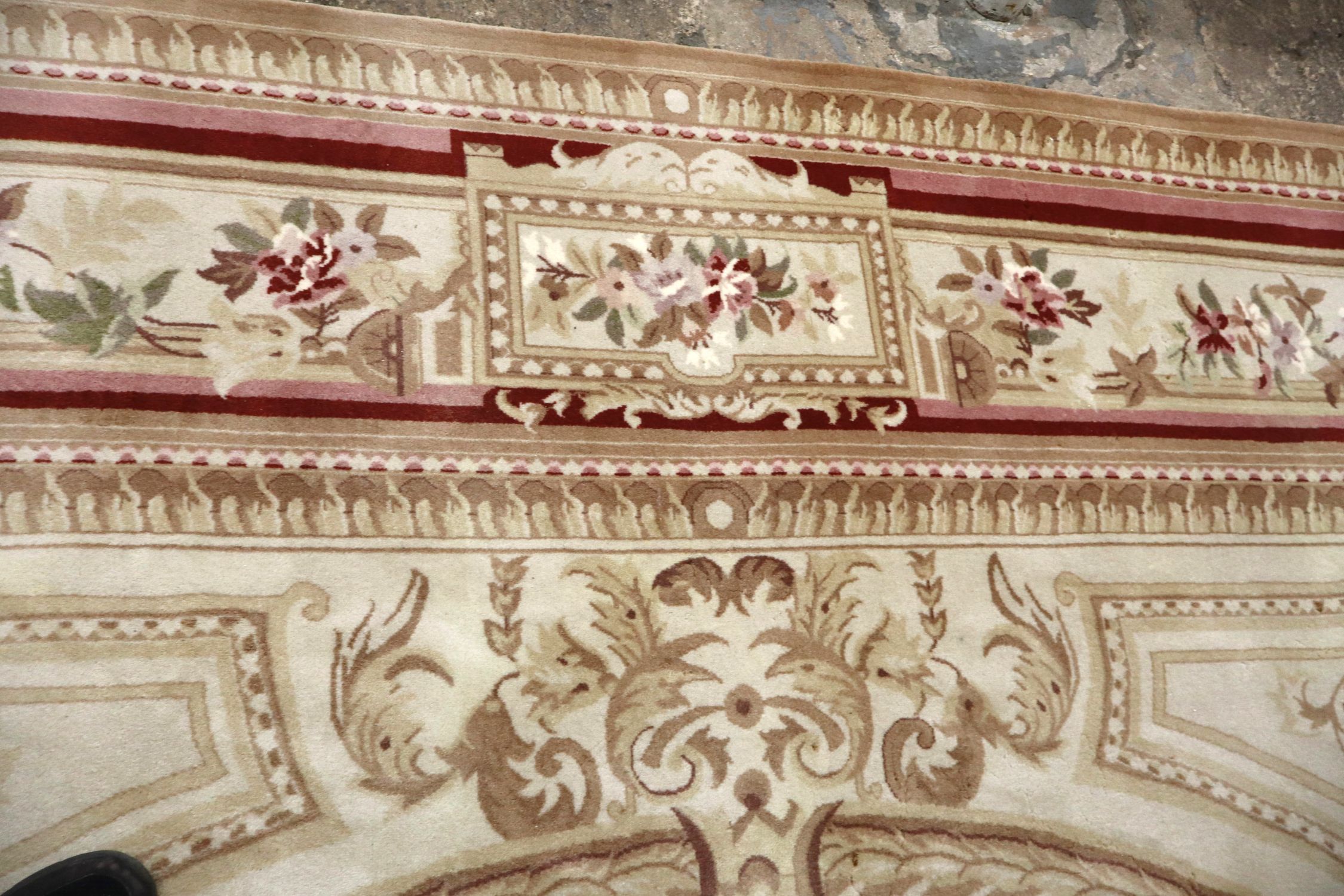 Hand Woven Chinese Aubusson Wool Rug 11.10x21.10
