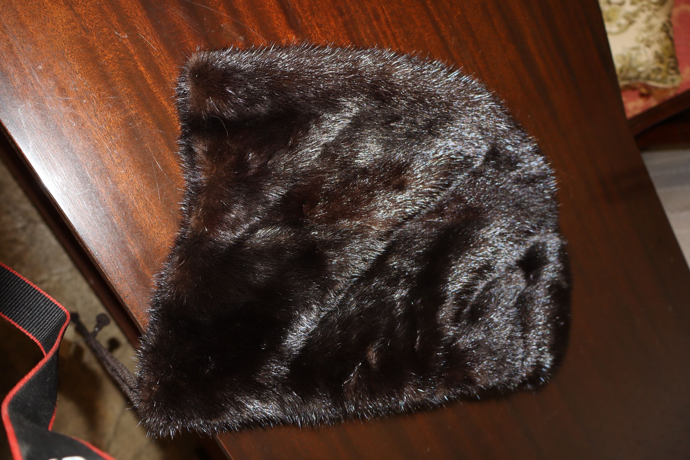 Vintage Genuine Mahogany Mink Fur Hood Drawstring Hat