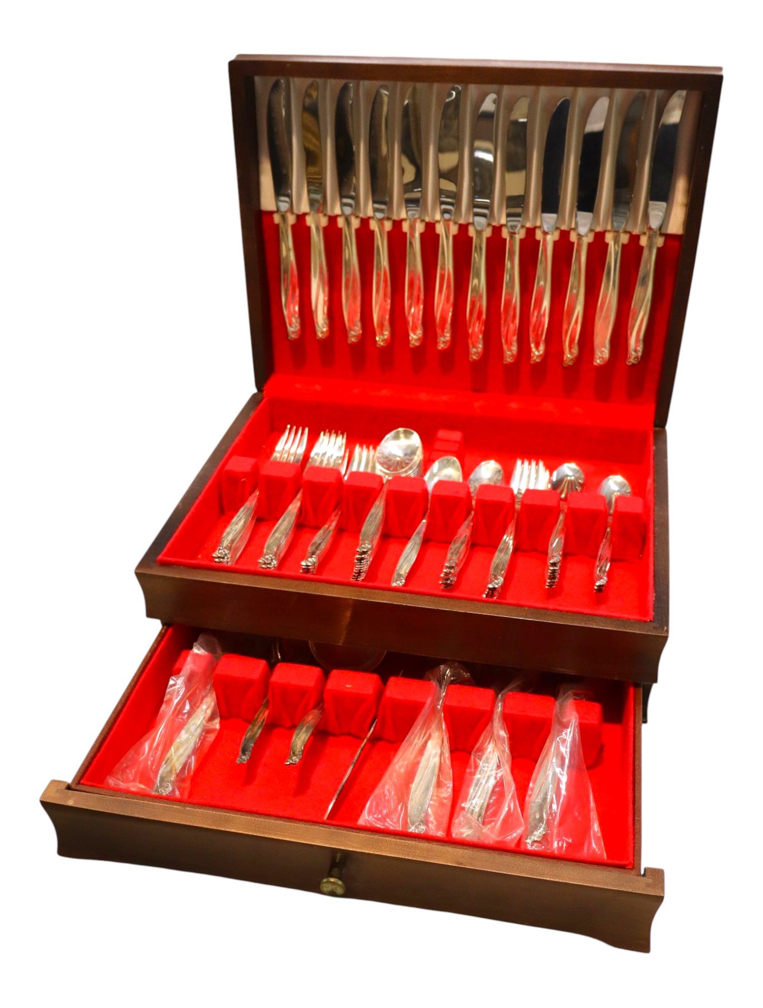 79 pieces of Vintage Roger Silverplate flatware