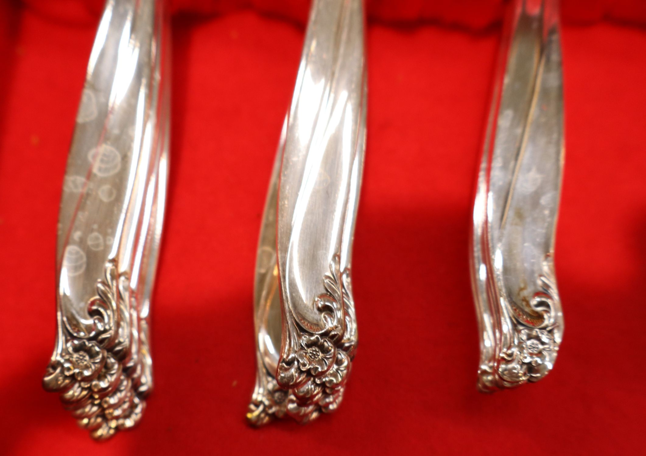 79 pieces of Vintage Roger Silverplate flatware