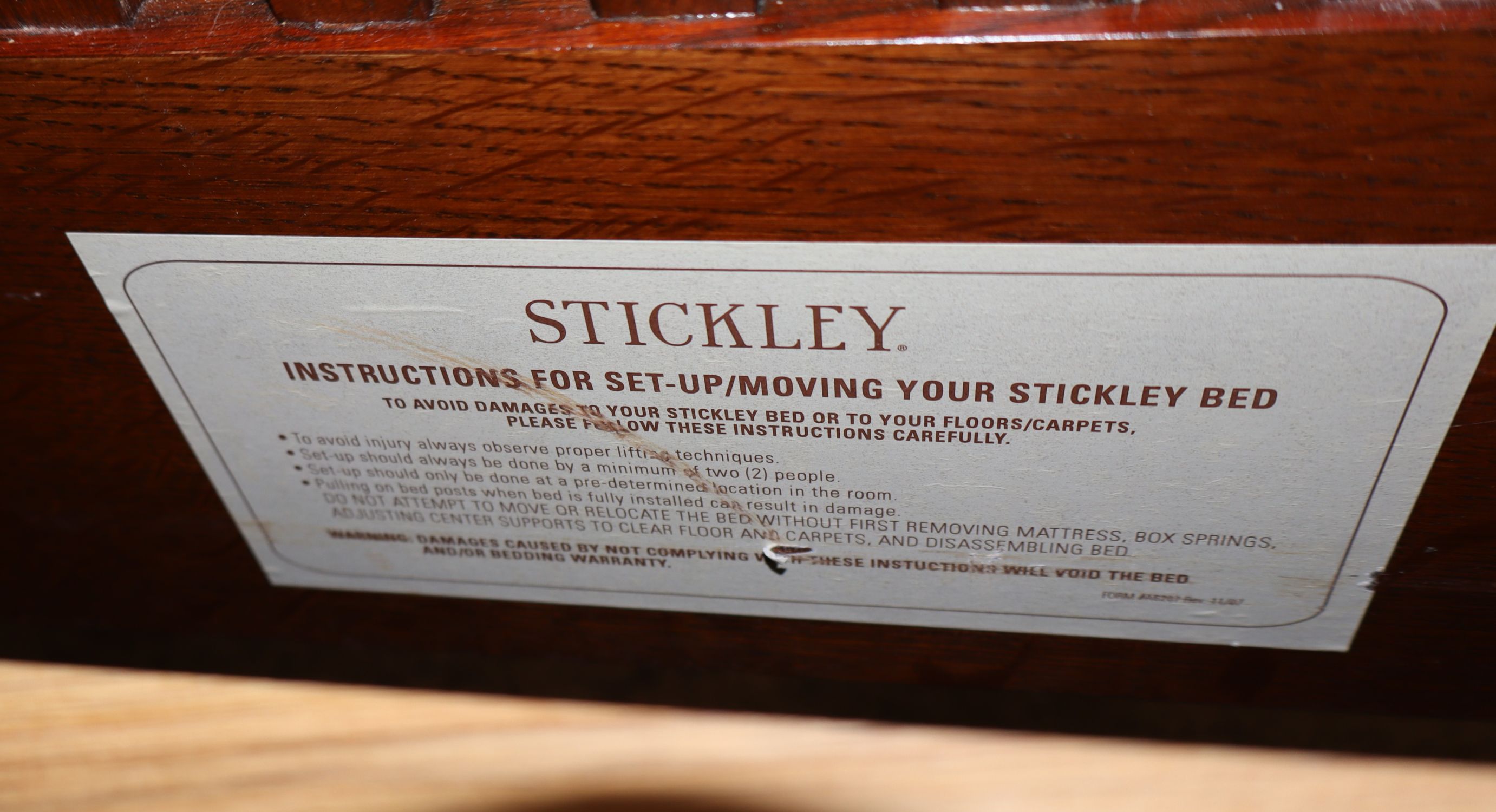 Stickley mission oak slat side day bed, original finish