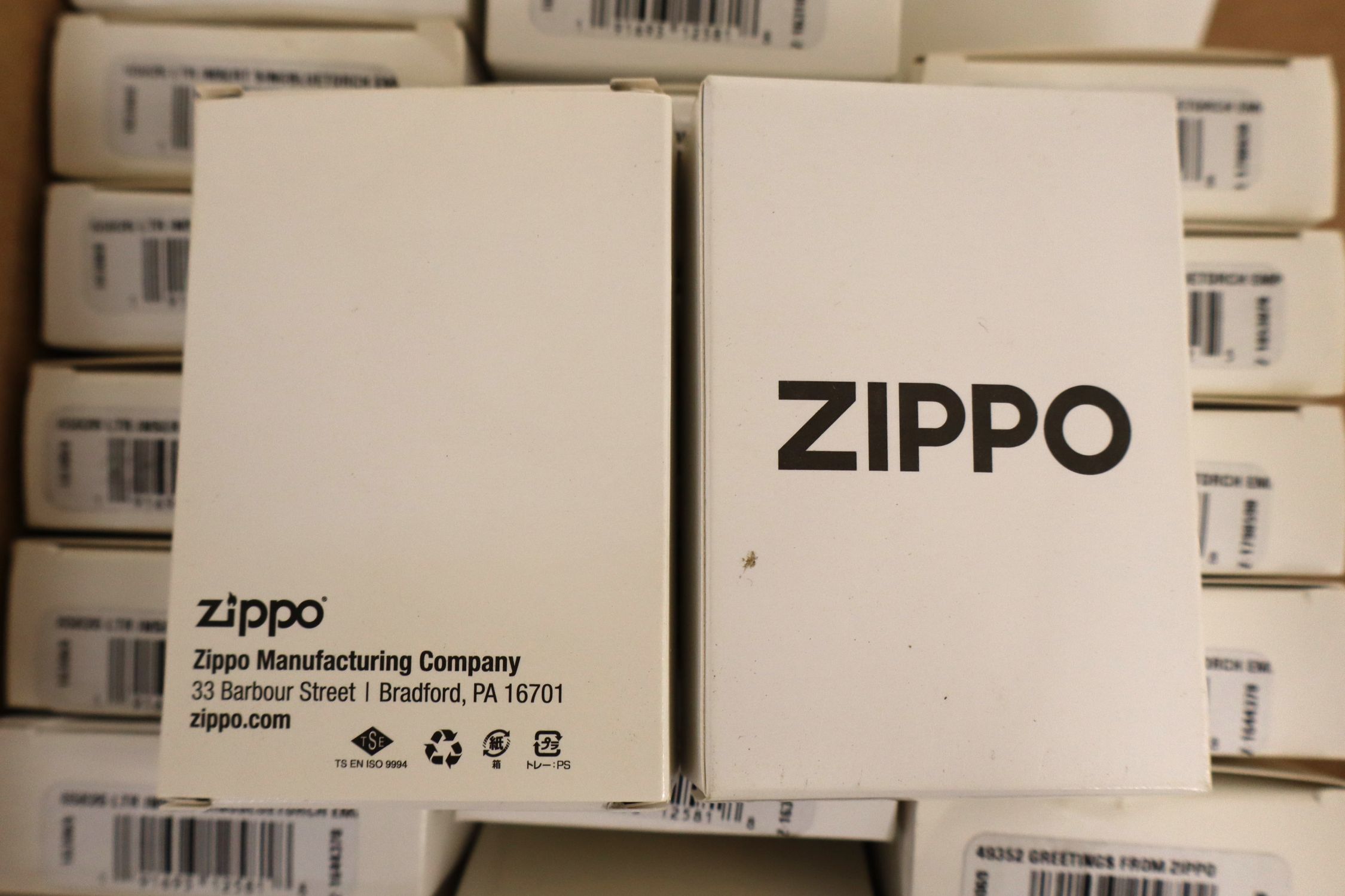 28 vintage Zippo lighter empty boxes
