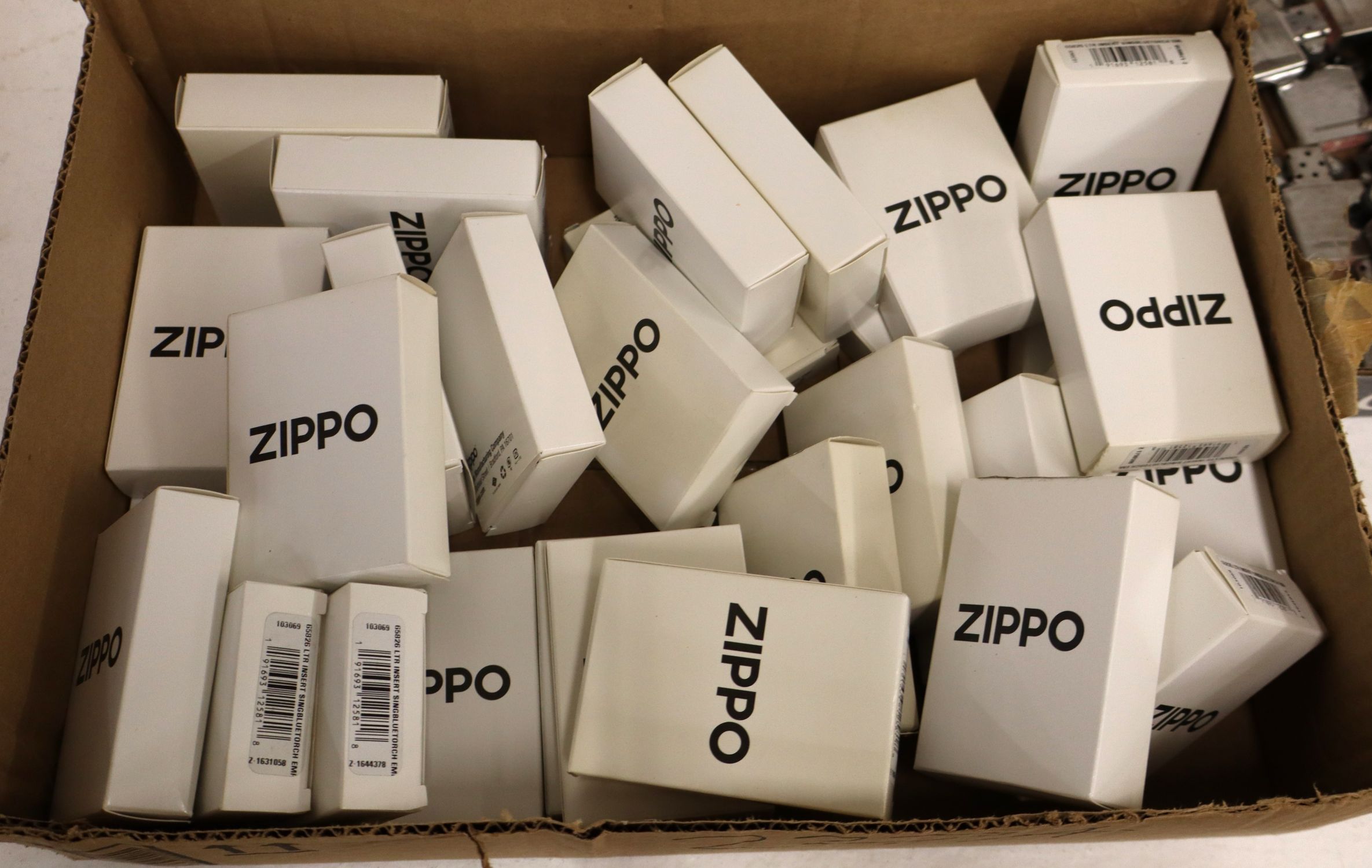 28 vintage Zippo lighter empty boxes