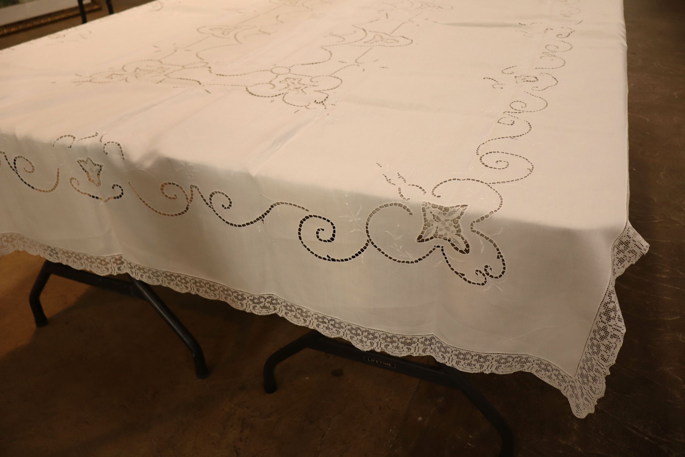 Vintage laced linen tablecloth