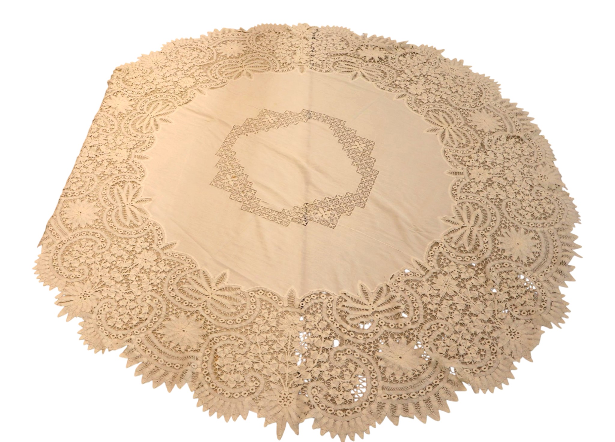 Vintage laced linen tablecloth