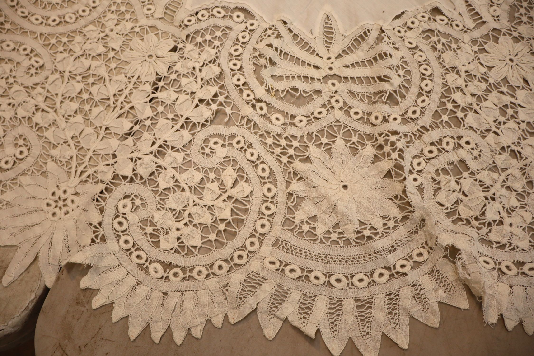 Vintage laced linen tablecloth