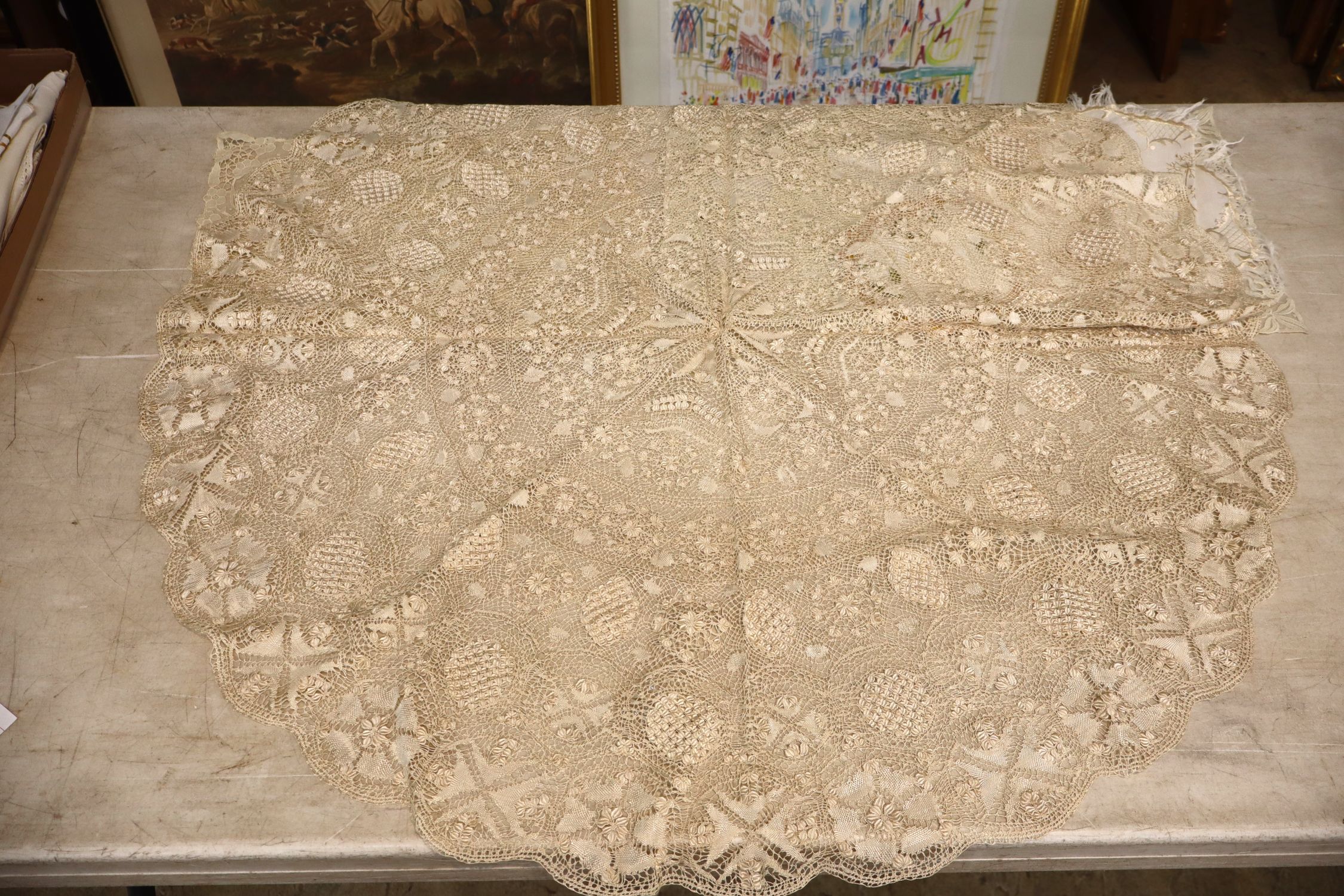 4 Vintage linen table scarfs