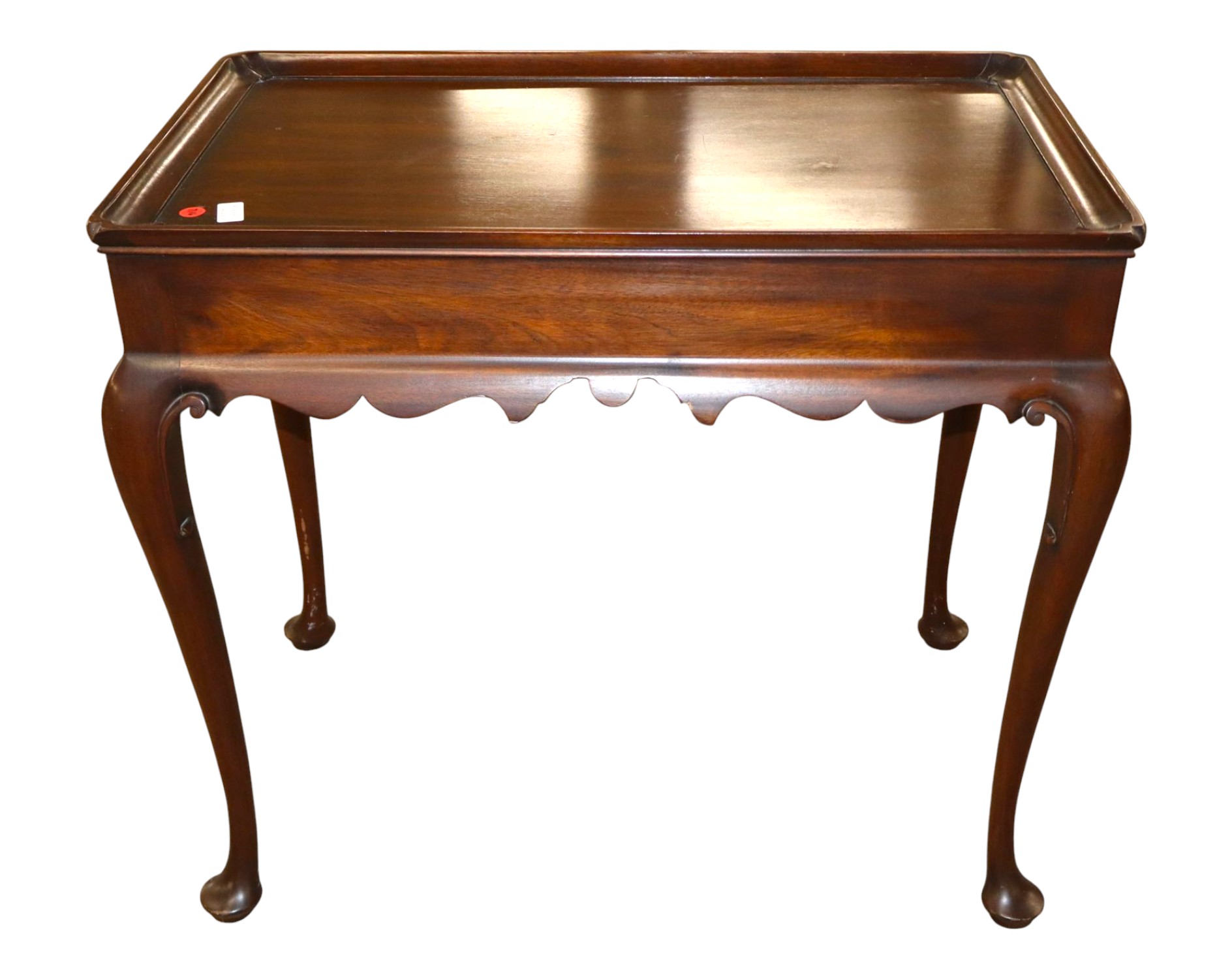 Henkel Harris Solid Mahogany Queen Anne Tea Table