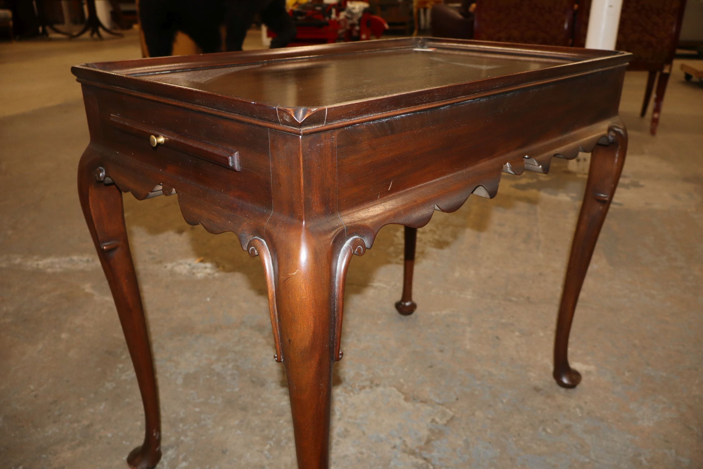 Henkel Harris Solid Mahogany Queen Anne Tea Table