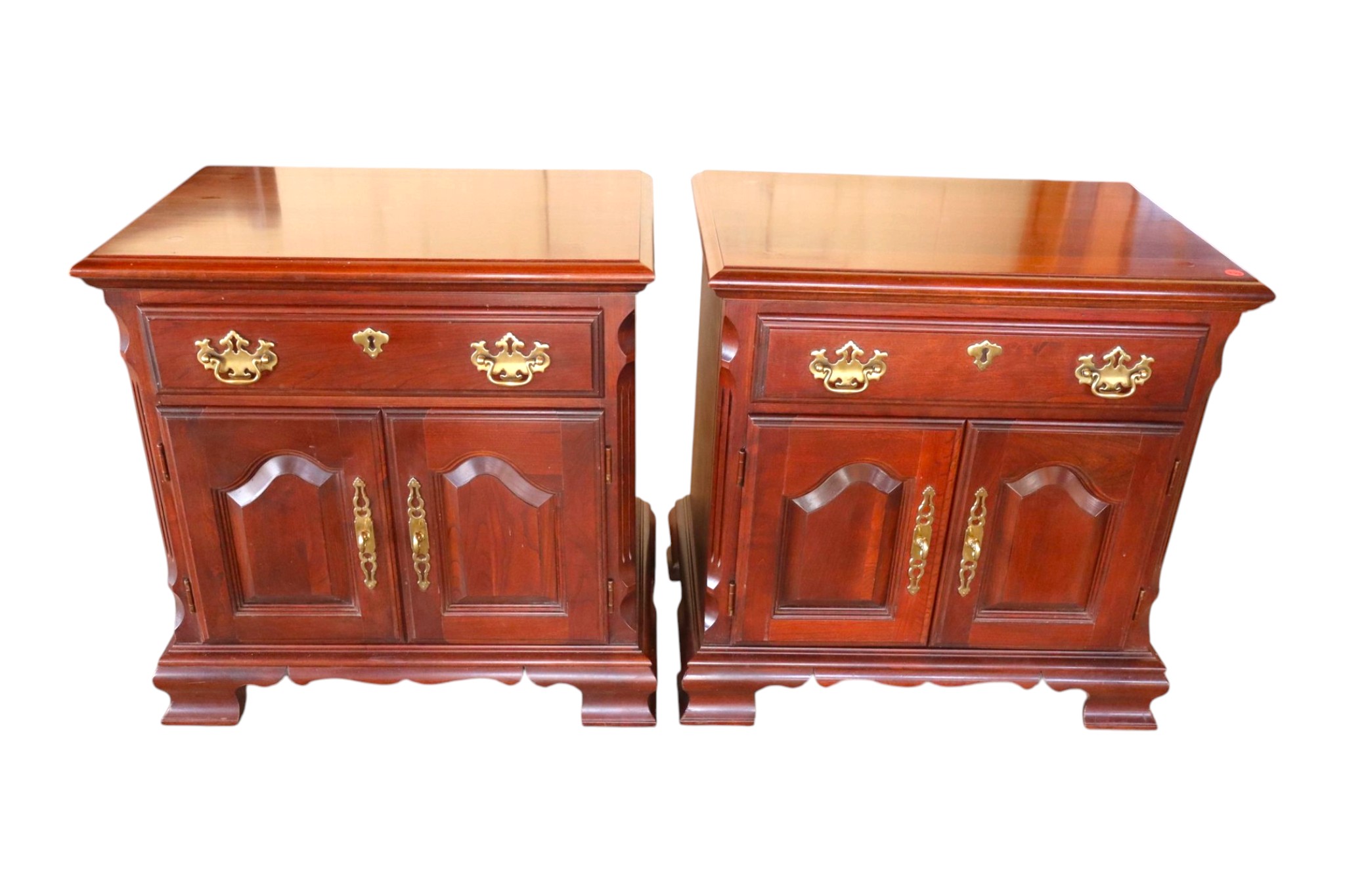 Pair PA House solid cherry 1-drwr 2-dr nightstands
