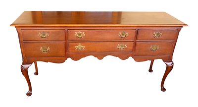 Vintage Hickory Chair Company QA 6 drawer buffet. Vintage Hickory Chair Company queen anne 6 