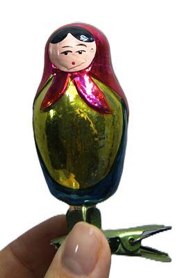 Игрушка елочная " Матрешка ". Стекло. 1960-е гг. На прищепке.