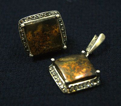 Набор ювелирный. Перстень и серьга-кулон. Серебро, яшма. Авторская работа. Середина 20 в.