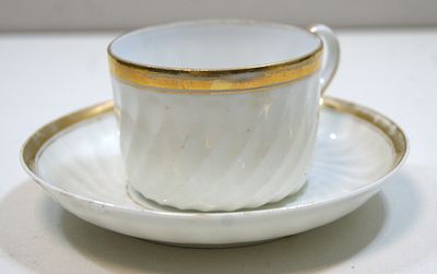 Чайная пара. Фарфор. Т-во Кузнецова. Конец 19 в.