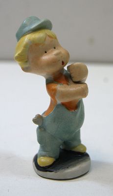 Статуэтка " Мальчик ". Фарфор. Крашеный бисквит. Германия. Середина 20 в.