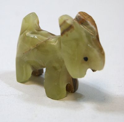 Фигурка " Коза ". Натуральный камень. Авторская работа. 1990-е гг.