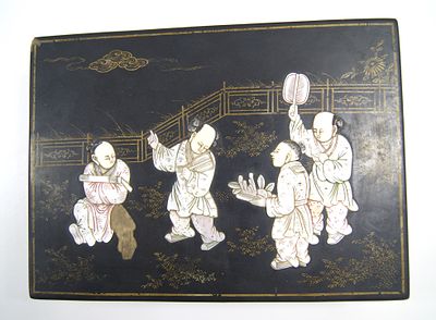 Шкатулка " В императорском дворце ". Инкрустация перламутром. Китай. Начало 20 в.