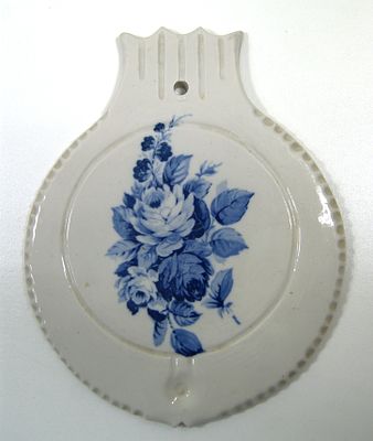 Доска сырная. Фарфор. Гжель. 1980-е гг.