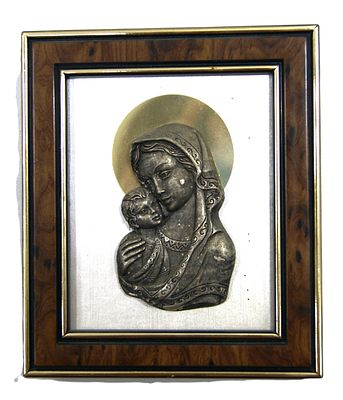 Барельеф серебряный в рамке " Мадонна ". Франция. 1970-е гг.