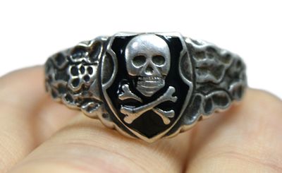 Перстень серебряный офицерский " 17 Донской Казачий генерала Бакланова полк ". 88 пр. Русская 