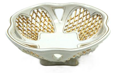 Сухарница " Золотая сеточка ". Фарфор. Кировский завод. первая половина 20 в.