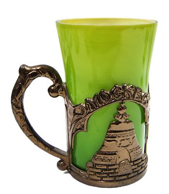 Подстаканник " Москва " крупноформатный. Со стаканом зеленого стекла. 1970-е гг.