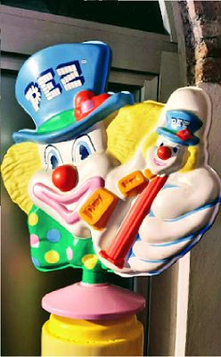Espositore caramelle " PETER PEZ " Clown. Rarissimo espositore caramelle PETER PEZ in 3D 