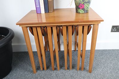 Poul Hundevad Mid-Century Modern Nesting Table Set of 5. A complete set of five Mid-Century 