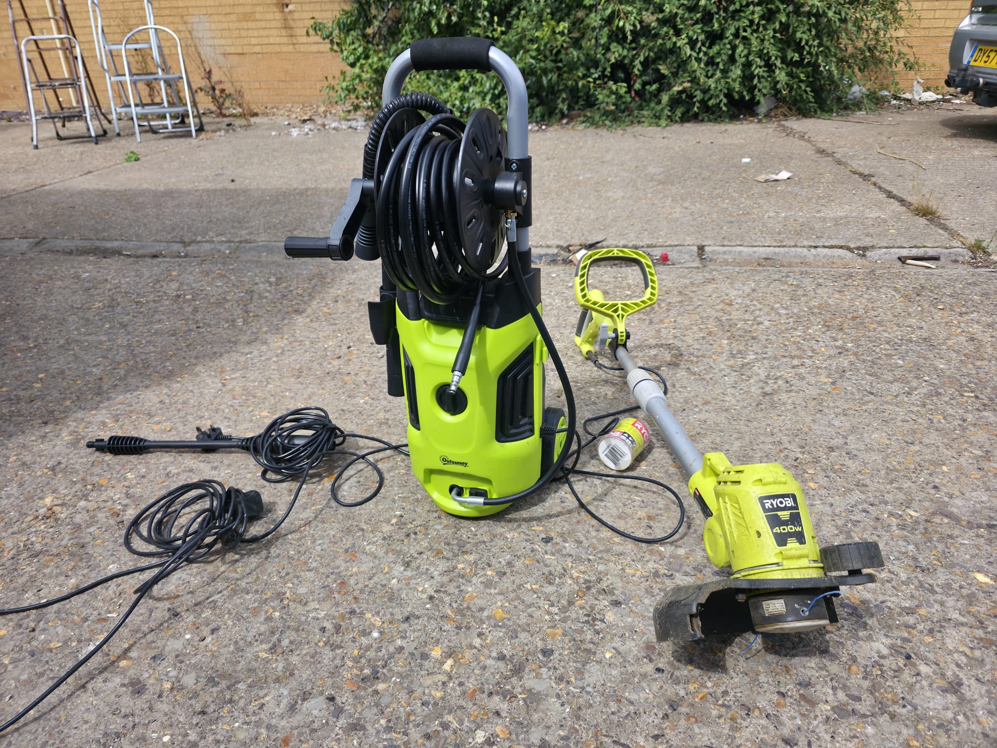 Outsunny Pressure Washer and Ryobi Grass Trimmer