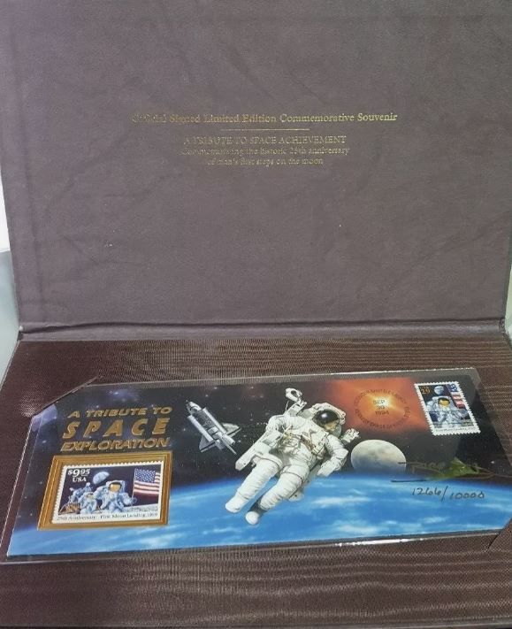 USA "Space Achievement Commemorative Souvenir " FOLDER/ STAMPS Signed , Limited