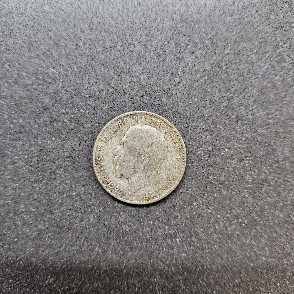 1922 United Kingdom Silver Florin - George . 1922 United Kingdom Silver Florin - George