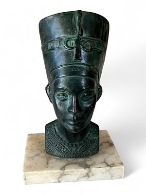Egyptian-Style Bronze Bust of Nefertiti on Marble Base. Modern cast bronze bust in the ancient 