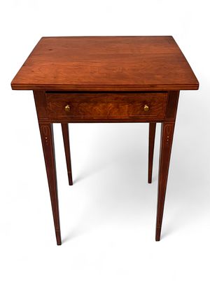 Fine Hepplewhite Inlaid Cherry Work Table, Circa 1800–1820. Elegant early 19th-century 