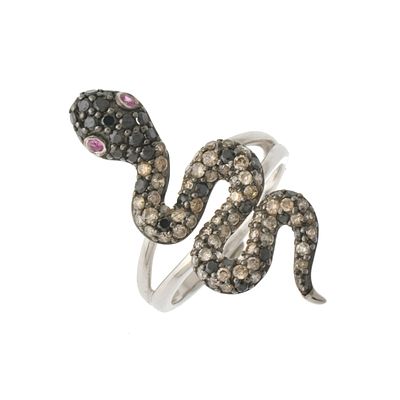 5. Snake-shaped ring with diamonds and rubies. 18kt white gold with brilliant cut white, black 