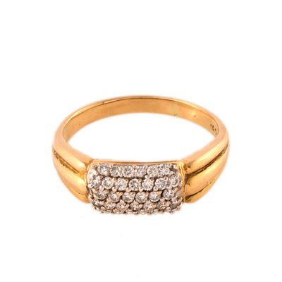 45. Diamonds signet ring, 1960's. 18kt yellow gold. Brilliant cut diamonds. Size: 21/61. 