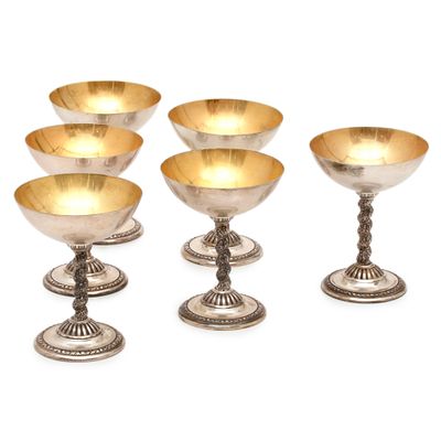 5. Set of 6 goblets, 20th century. Silver, with counterweight. Stamp on the base. Wear and 