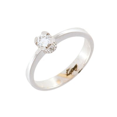 49. Diamond solitaire ring. 18 kt white gold and a central brilliant cut diamond of 0.25 ct. 